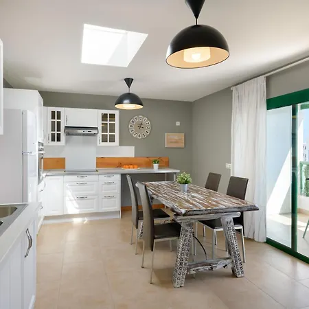 Apartment House Of Palm